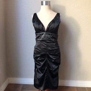ONYX Nite Womens SZ10 Black SATIN Sleeveless Dress